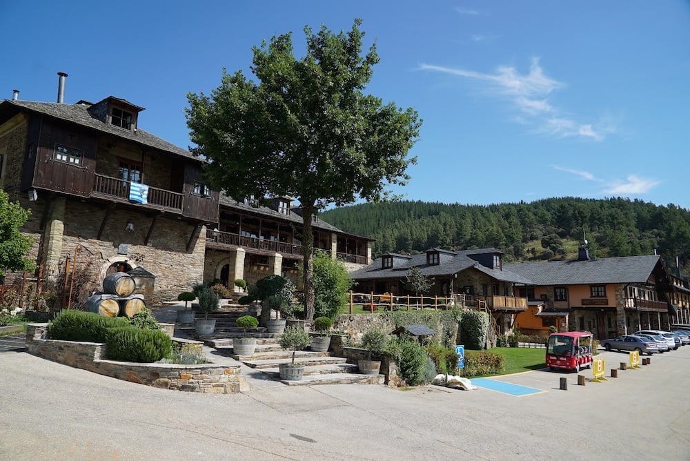 En este momento estás viendo Prada a Tope. La vida transcurre en Canedo