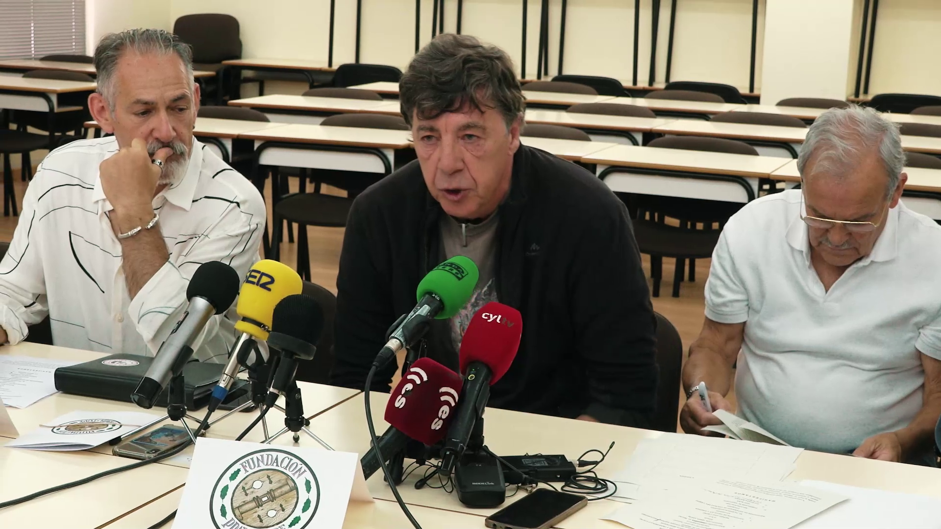 You are currently viewing Asociación de Estudios Ornitológicos de El Bierzo. Manifiesto Prada A Tope